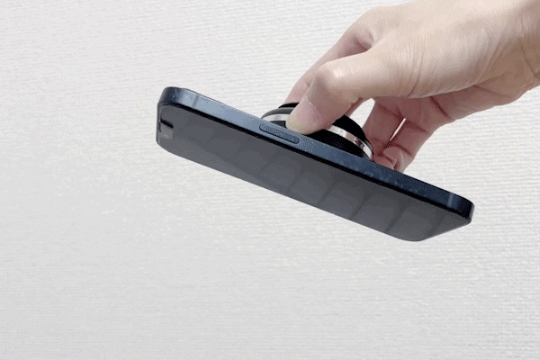 Vacuumシリーズ最新作！真空・マグネットでどこでも強力固定のスマホ
