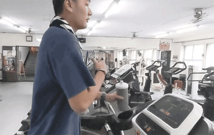 耐熱200度〜耐冷-30度まで対応。シリコン素材で滑らかな手触りのマイボトル【Besovida Bottle】