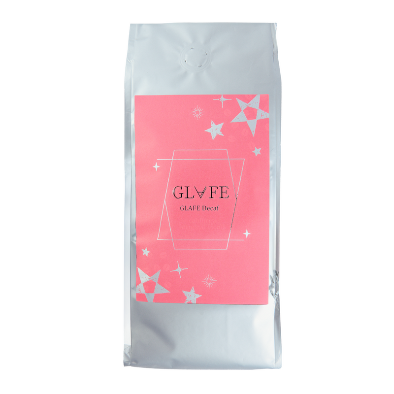 ＜デカフェ＞業界50年以上のプロが「コク」と「香り」にこだわった信頼の珈琲豆【GLAFE Decaf × SHELBRU】