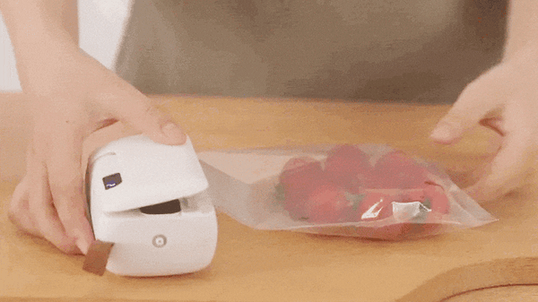 ezgif-6-31cc7ca6b3_600x.gif?v=