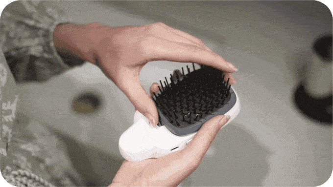 【4月18日まで期間限定30％OFF】片手で超簡単！軽量コードレスのヘアブロウ。GLOWのイオンテクノロジー【Glow Hair Care】