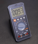 DIYに必要な11の測定機能がこれ1つ！ミニマルマルチメーター【JIMIMETER】